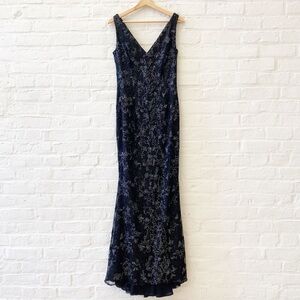 Carmen Marc Valvo || Sequined Embellished Embroidered‎ Gown Formal Dress Black 6